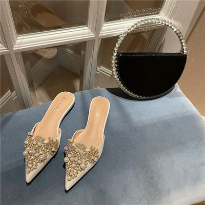 Jauns sieviešu smailo čību modelis ar akmentiņiem - balts un melns