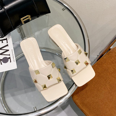 Γυναικείες έκο δερμάτινες παντόφλες με τρουξ και επίπεδη σόλα