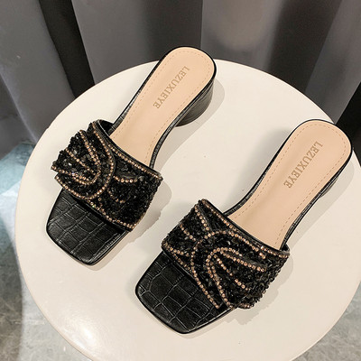 Papuci eleganti de dama cu toc si pietre decorative