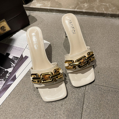 Papuci de dama cu toc si catarama