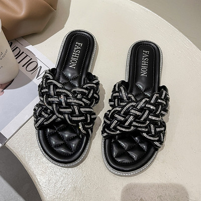 Γυναικείες παντόφλες από faux δέρμα με διακοσμητικές πέτρες σε τρία χρώματα