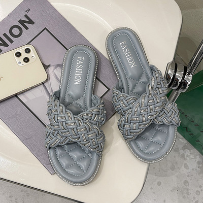 Γυναικείες παντόφλες από faux δέρμα με διακοσμητικές πέτρες σε τρία χρώματα