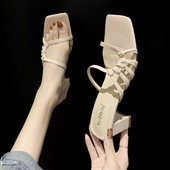 Papuci actuali cu toc inalt pentru femei