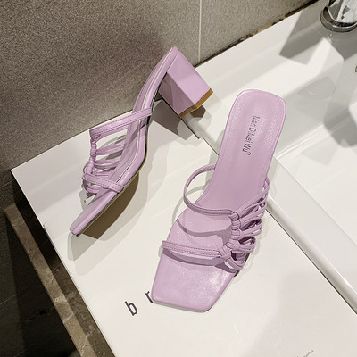 Papuci actuali cu toc inalt pentru femei