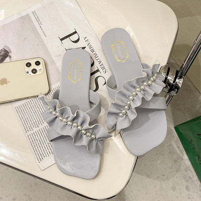 Papuci moderni pentru femei cu perle decorative