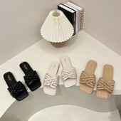 Papuci de dama din imitatie de piele in mai multe culori