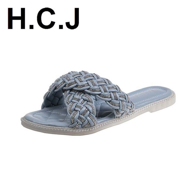 Papuci de dama cu pietre in trei culori si talpa plata