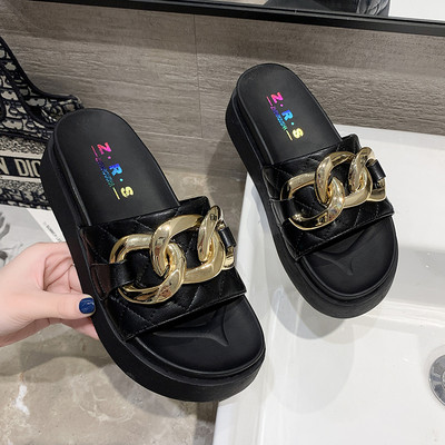 Κομψές παντόφλες με πόρπη και επίπεδη σόλα για γυναίκες