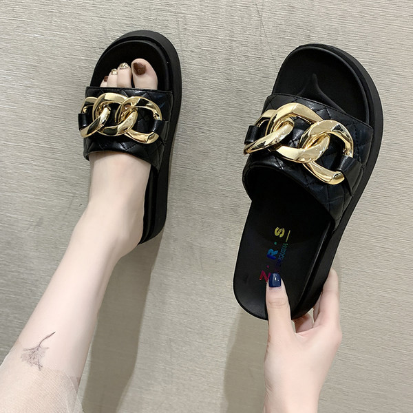 Κομψές παντόφλες με πόρπη και επίπεδη σόλα για γυναίκες