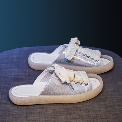 Casual γυναικείες παντόφλες με ίσια σόλα και κορδόνια σε δύο χρώματα