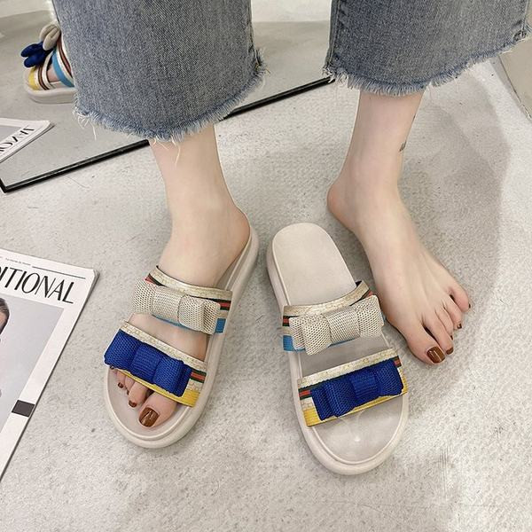 Γυναικείες παντόφλες με επίπεδη σόλα και κορδέλες σε διάφορα χρώματα