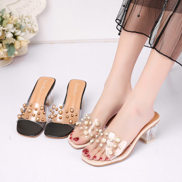 Μοντέρνες γυναικείες παντόφλες με λουράκι σιλικόνης με διακοσμητικά μαργαριτάρια