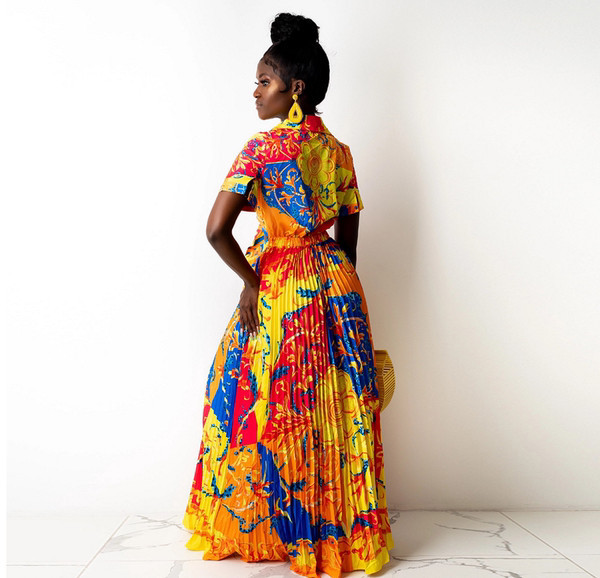 Set elegant de damă, cu fustă lungă plisată și bustieră