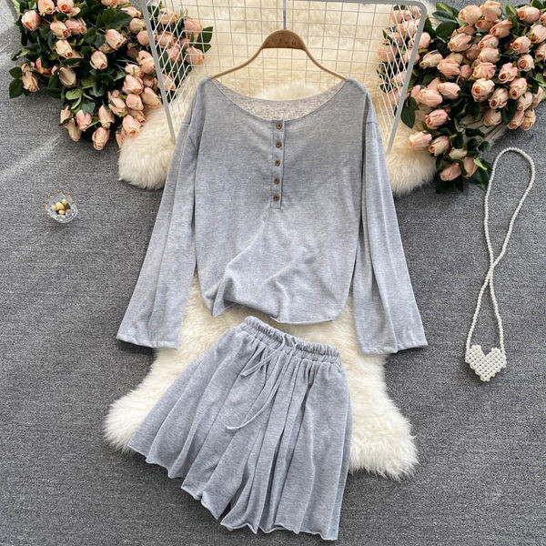 Set dama cu talie elastica si nasturi