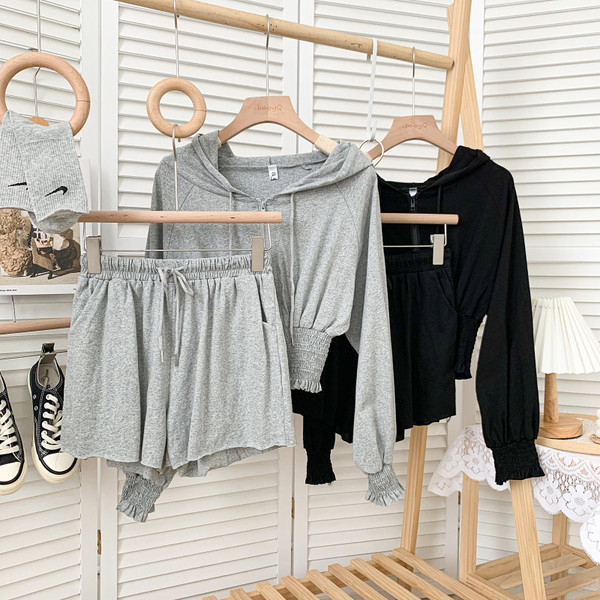 Ikdienas sieviešu komplekts no divām daļām vairākās krāsās