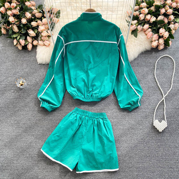 Ženski sportski set iz dva dijela u četiri boje