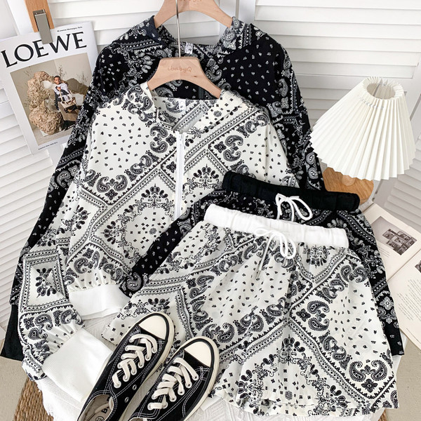 Set modern pentru femei din două părți - alb și negru