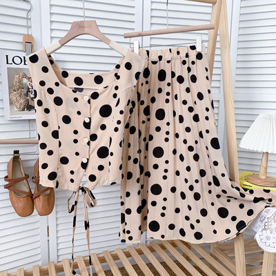 Moderns sieviešu komplekts vairākās punktu krāsās