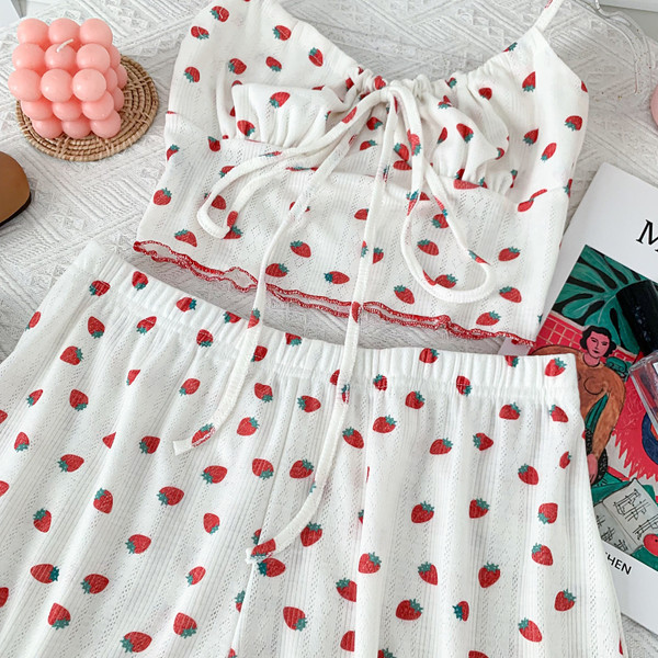 Jauna modeļa sieviešu topu un šortu komplekts