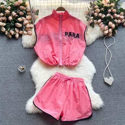 Sieviešu moderns komplekts ar elastīgu jostasvietu un saitēm