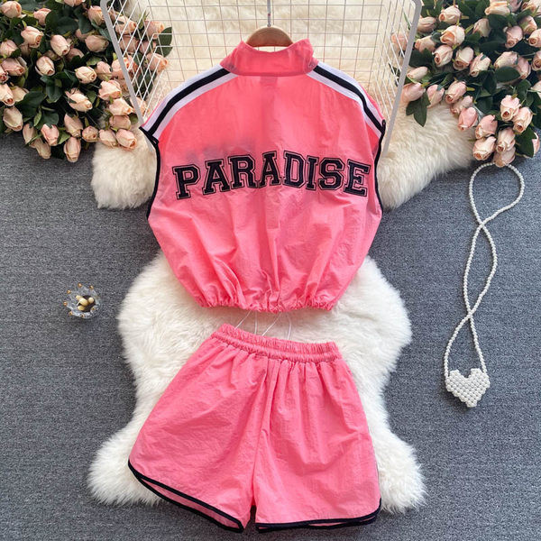 Sieviešu moderns komplekts ar elastīgu jostasvietu un saitēm