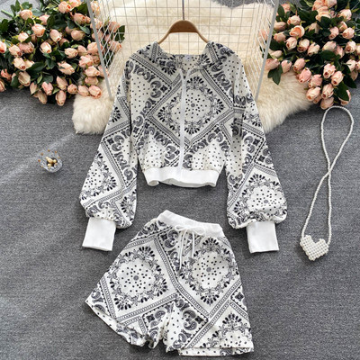 Set dama cu sireturi si fermoar in alb si negru