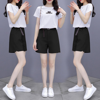 Moderns sieviešu komplekts no divu daļu T-krekla un šortiem