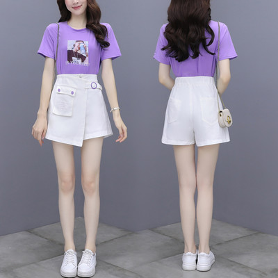 Nou model de set de tricou și fustă-pantaloni damă