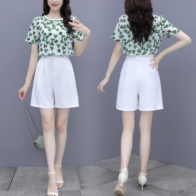 Jauna modeļa sieviešu komplekts no divām daļām T-krekla ar īsām piedurknēm un šortiem