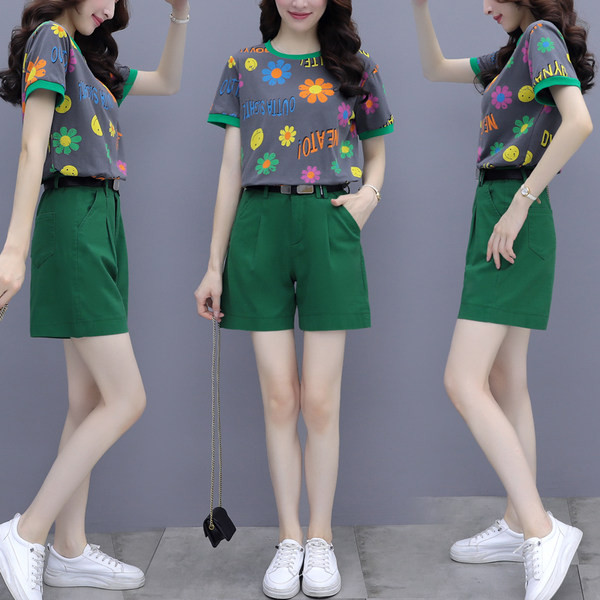 Set de bluză de damă modern cu model floral și pantaloni scurți