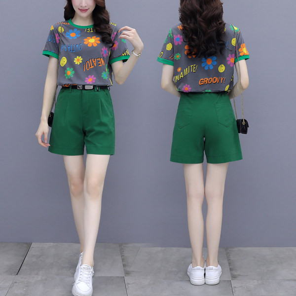 Set de bluză de damă modern cu model floral și pantaloni scurți