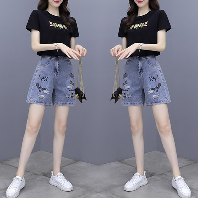 Ženski casual set od dva dijela majice i traper hlačica