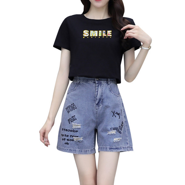 Ženski casual set od dva dijela majice i traper hlačica