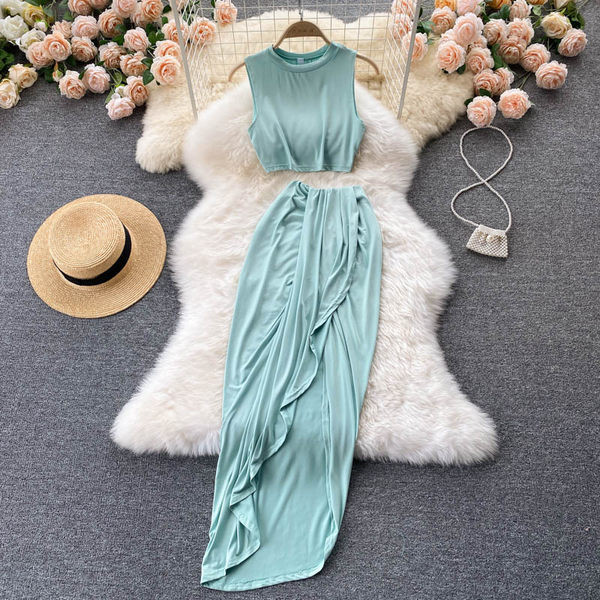 Set elegant de dama de culoare verde - model asimetric