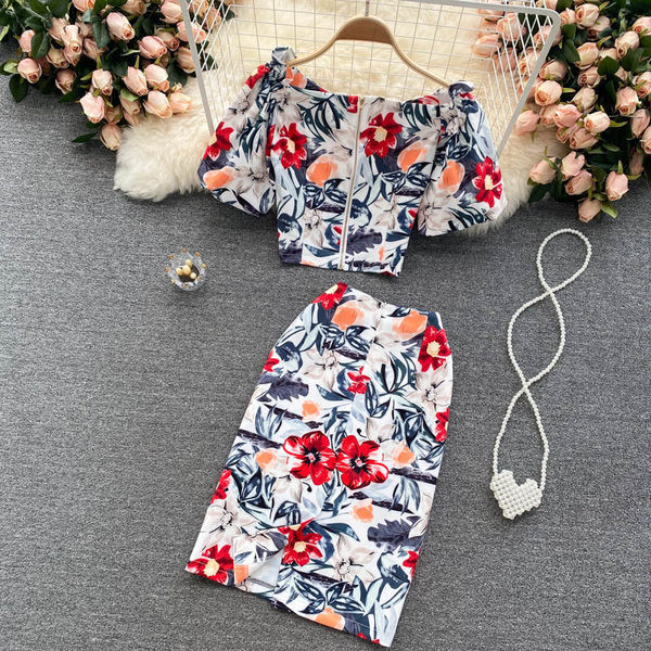 Krāsains sieviešu komplekts no divām daļām