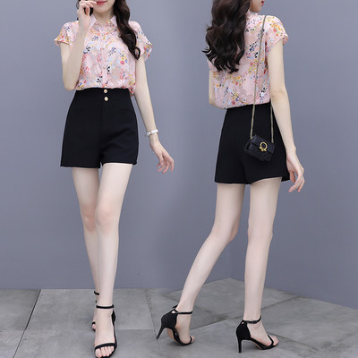 Moderns divdaļīgs vasaras komplekts - krekls un šorti