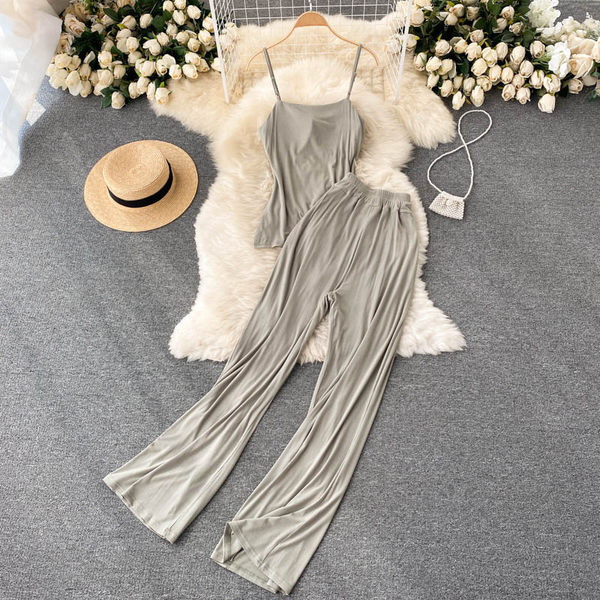 Set dama din doua piese cu bretele subtiri in mai multe culori