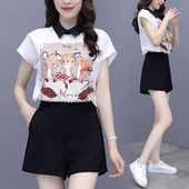 Set de dama model nou bluza din doua piese cu aplicatie si pantaloni scurti