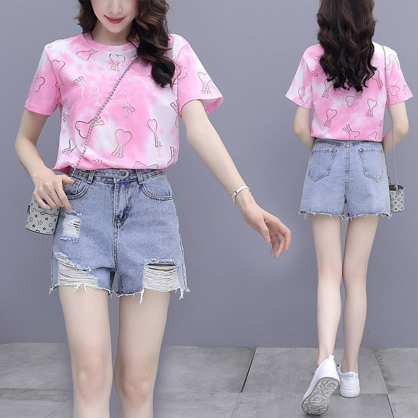 Set casual de tricou din doua piese cu inimioare si pantaloni scurti din denim cu motive rupte