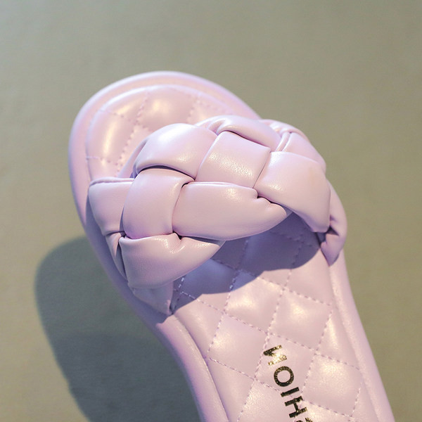 Детски чехли от еко кожа с равна подметка