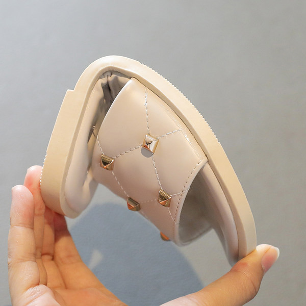 Odinės vaikiškos šlepetės lygiais padais mergaitėms