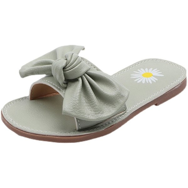 Odinės vaikiškos šlepetės su kaspinu ir aplikacijomis