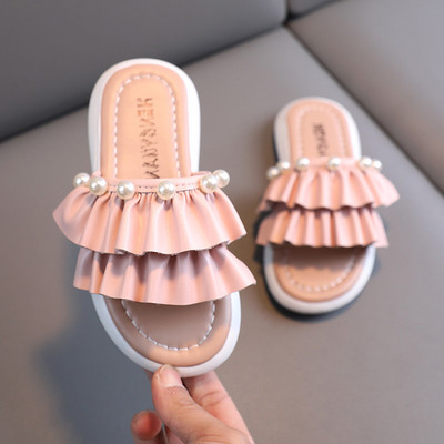 Модерни чехли с перли и къдри за момичета