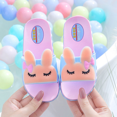 Naujas vaikiškų šlepečių modelis su 3D elementu - keli modeliai