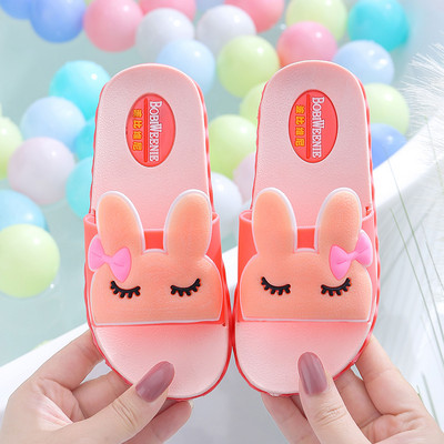 Naujas vaikiškų šlepečių modelis su 3D elementu - keli modeliai