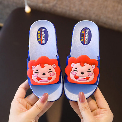 Naujas vaikiškų šlepečių modelis su 3D elementu - keli modeliai