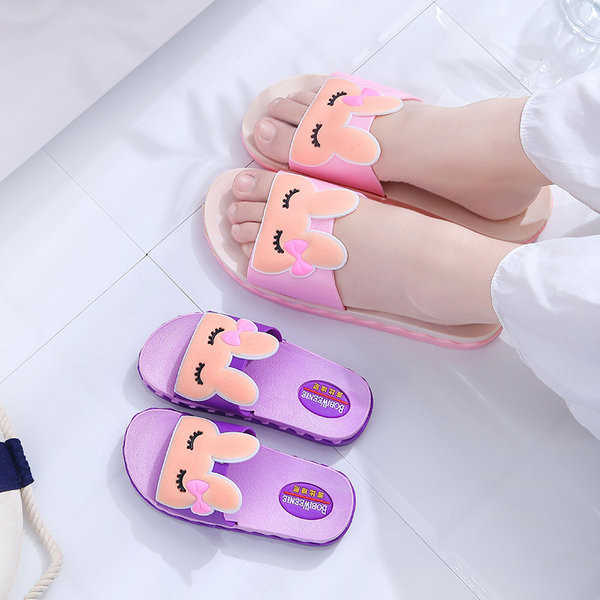 Naujas vaikiškų šlepečių modelis su 3D elementu - keli modeliai