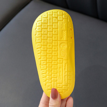 Гумени чехли за деца с цветна апликация
