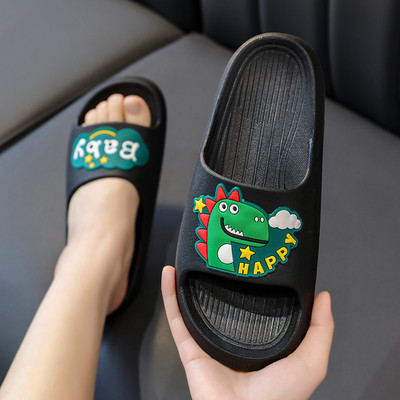 Гумени чехли за деца с цветна апликация