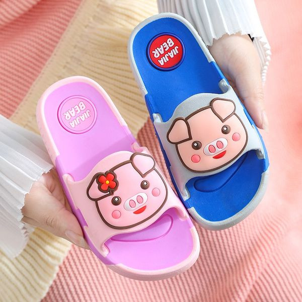 Vaikiškos laisvalaikio šlepetės su aplikacijomis ir lygiu padu